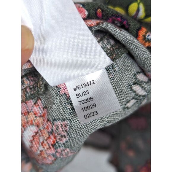 LOFT Summery Boho Cottage Floral Linen-Blend Halter Tank in Fresh Thyme Size XS - Picture 8 of 8